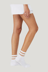 Women's Pulse Grip Sock — model side