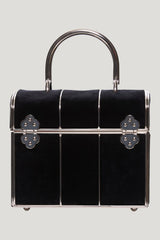 Annie’s Treasure Chest - Onyx — model side