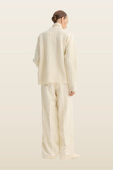 Cable knit jumper — model back