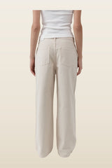 Canvas Classic Mid Rise Jeans — model back