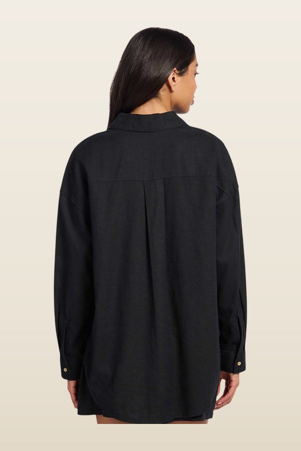 Linen Boyfriend Shirt — carry 4
