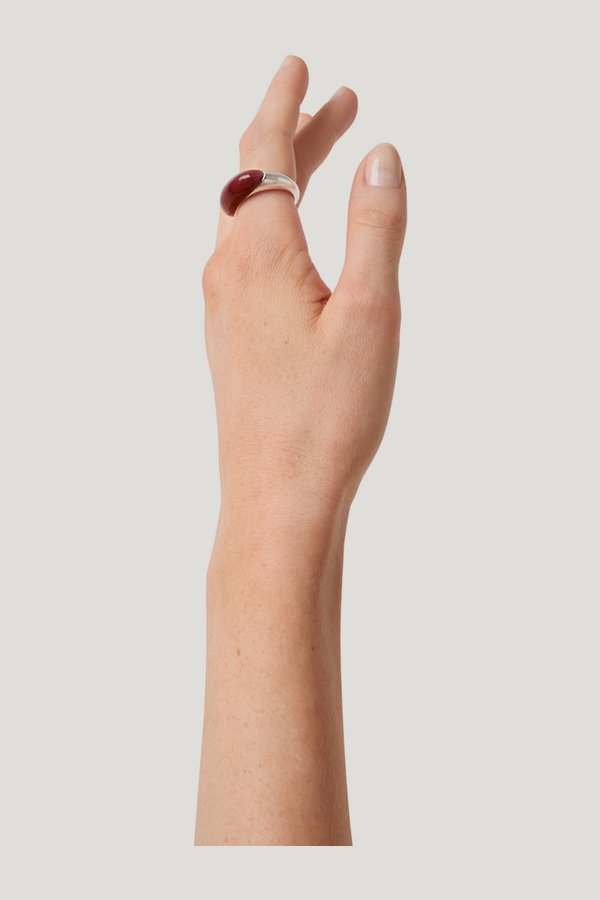 The Beatrice Ring — model side