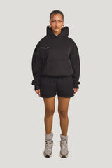 The Classics Shorts — model front