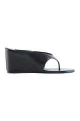 Yaga Wedge Sandal Black Leather — packshot