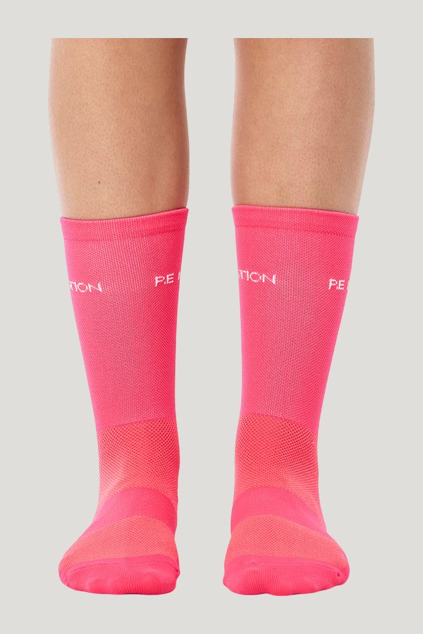 Aero Running Sock In Diva — model front