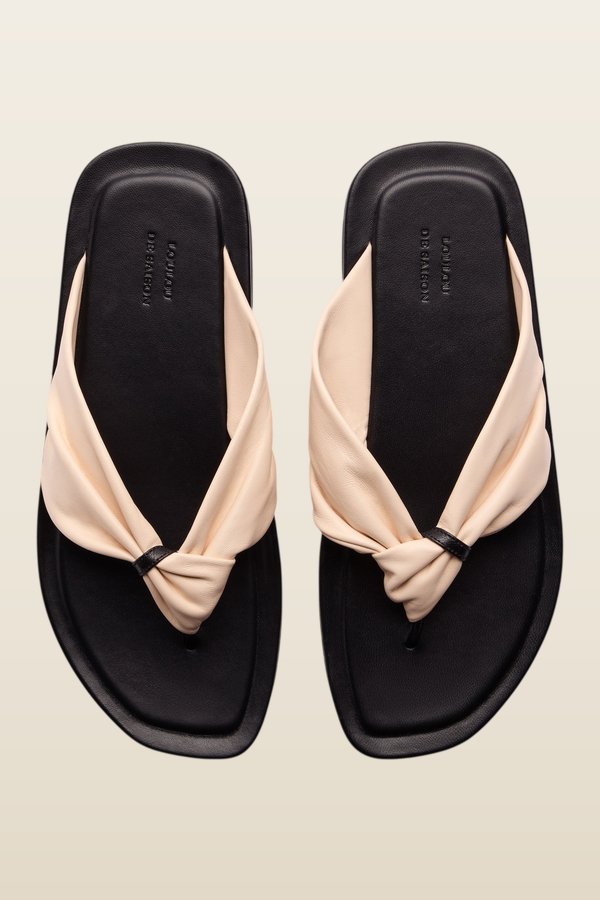 AGORA Nappa leather sandals — model back