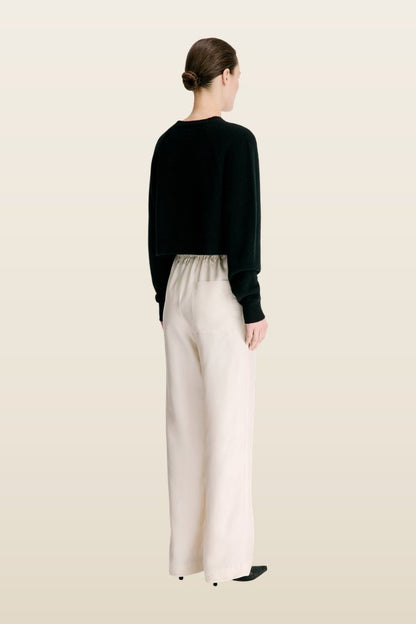ALERA LDS Silk twill trousers — model back