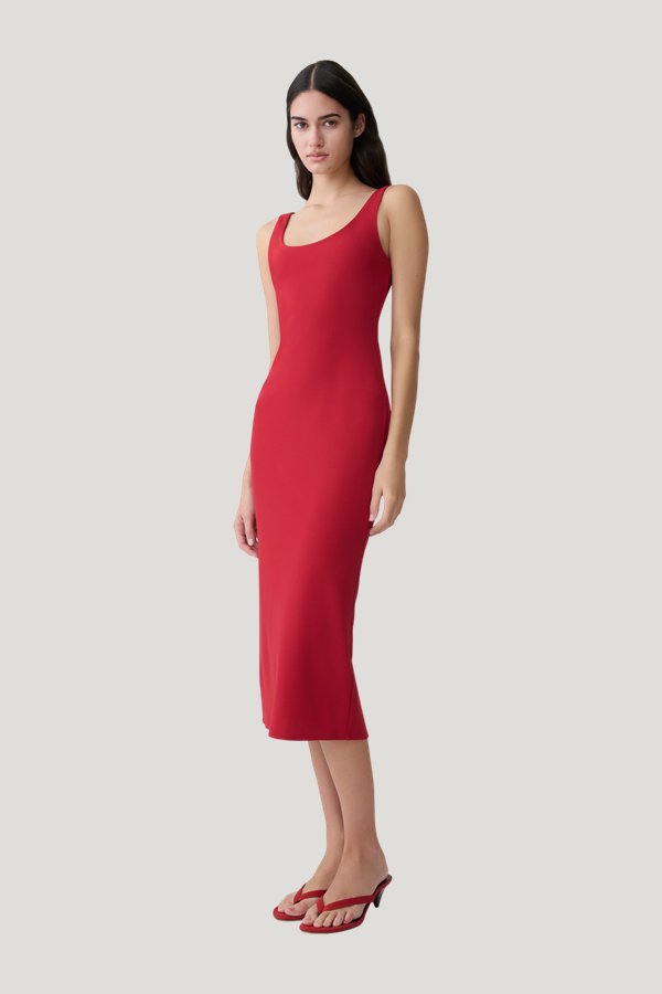 Allyra Scoop Stretch Crepe Midi Dress — model side