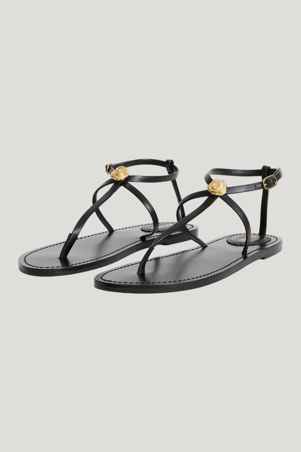 Sandales AZUR — model front