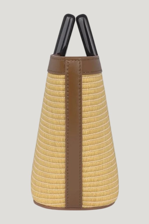 Baby Riviera In Raffia And Tortoiseshell — model side