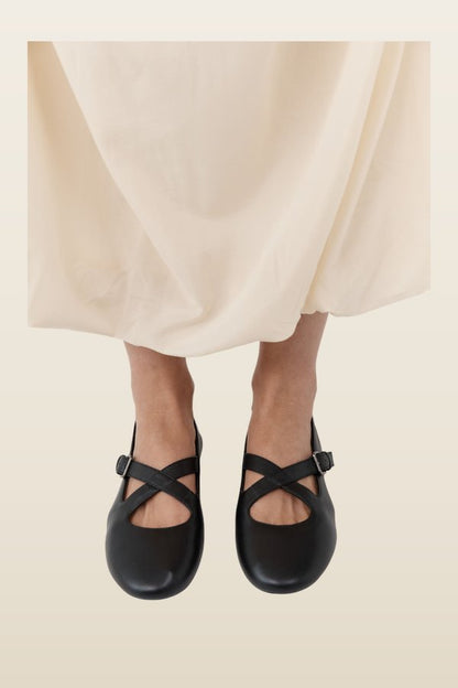 Ballerina Flat — model back