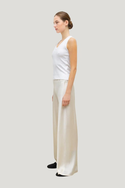 Barb Bias Pant — model side