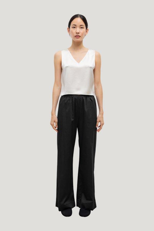 Barb V Neck Shell — model front