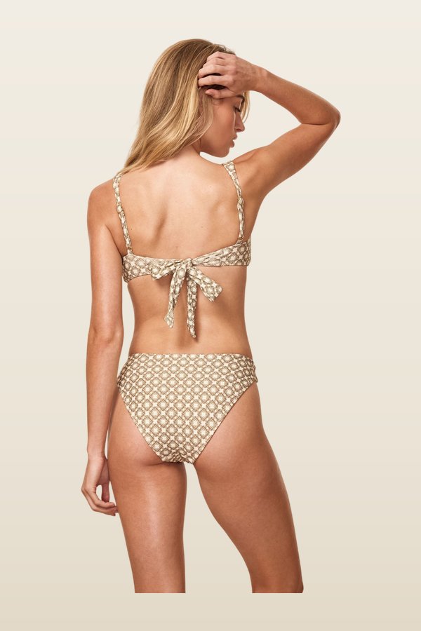 Barbuda Top - Tile Geo — model back
