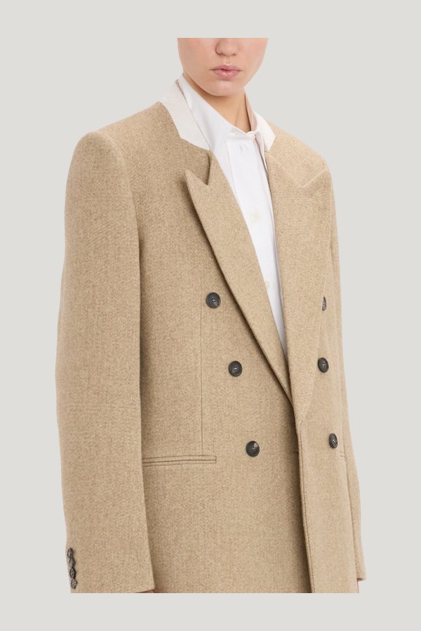 Beatrice Jacket — carry 3