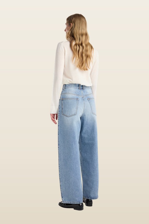 Berber - Barrel leg denim | classic — model back