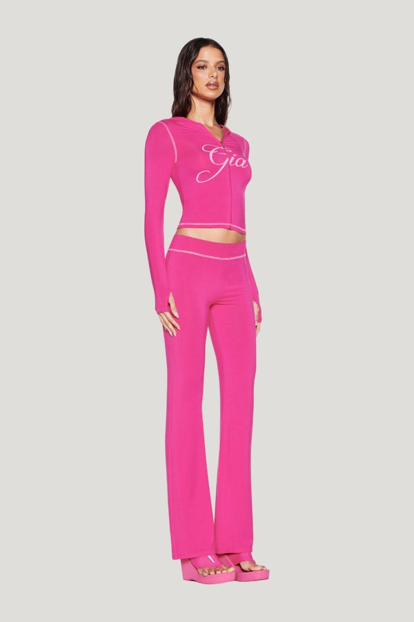 Blare Trackpant — model side