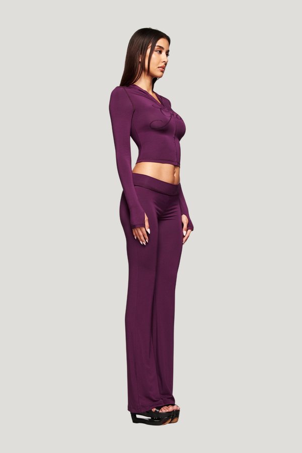 Blare Trackpant — model side