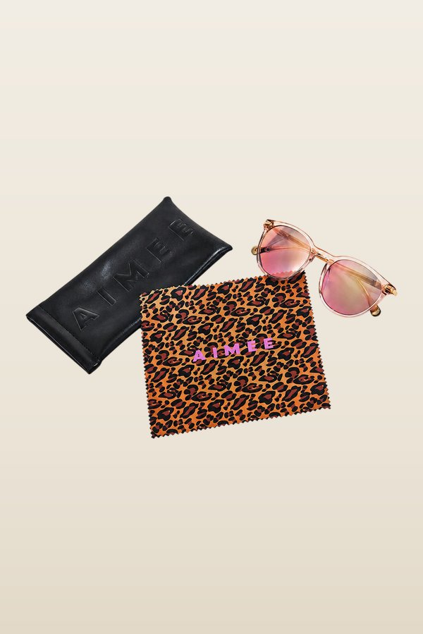 Bondi Round Sunglasses — model back