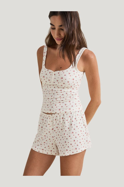 Button Pyjama Shorts — model side
