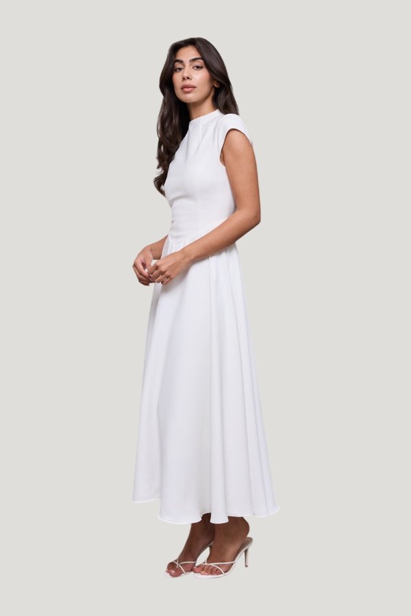 Cap Sleeve Midi Dress — model side