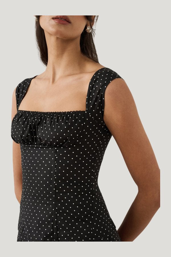 Cap Sleeve Ruched Cup Corset — carry 3
