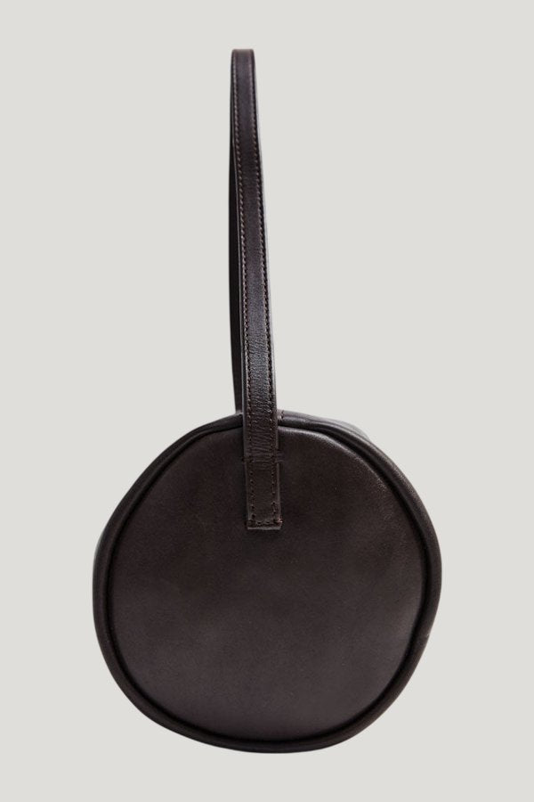 Connolo Shoulder Bag — model side