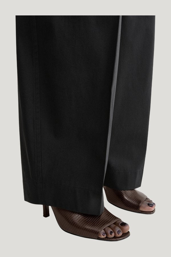 Contour lizard-embossed slingbacks — extra
