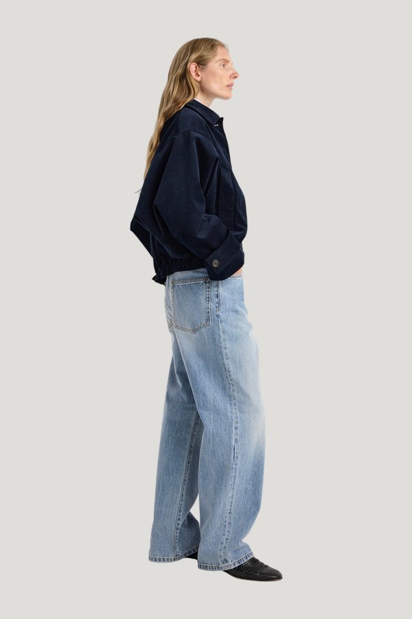 Corduroy blouson jacket | night — model side