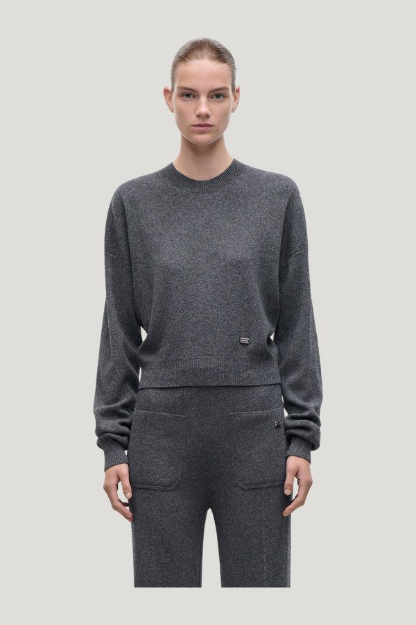 Luna Jumper — carry 2
