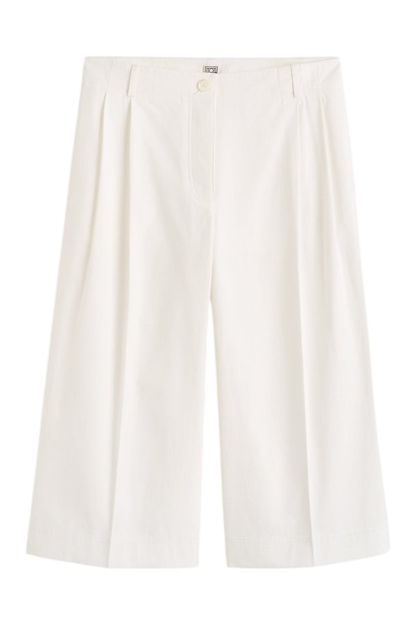Cropped trousers — packshot