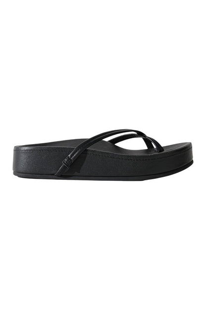 Cross Strap Flatform — packshot