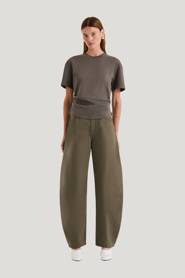 Dara Carpenter Pant — model front