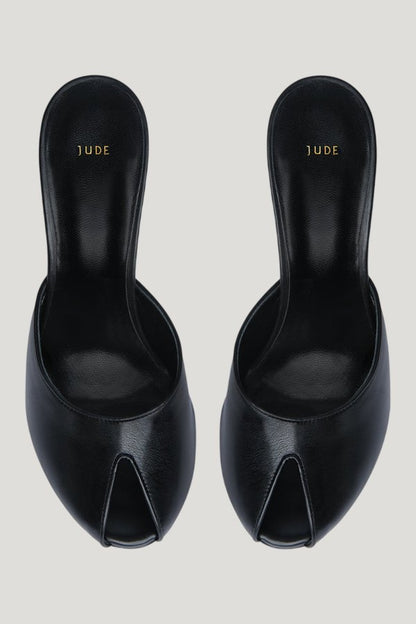 Date Mule in Black Creased Leather — extra