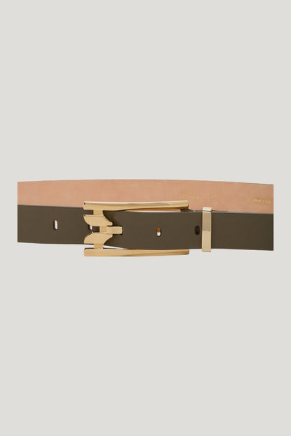 Dorian Pin Buckle Belt — model front