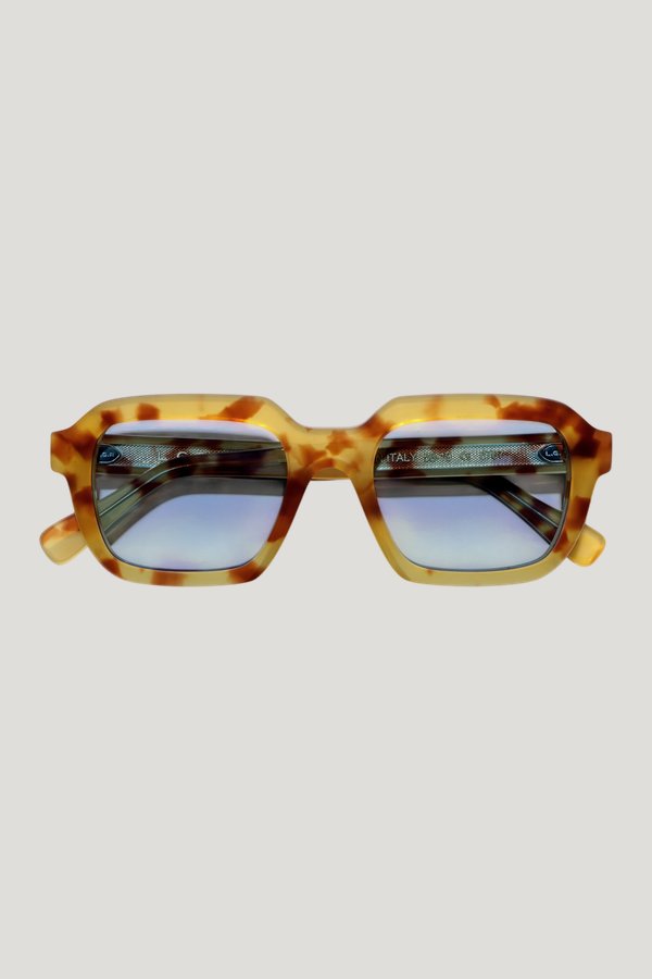 DVF X L.G.R Raffaello Sunglasses — model side