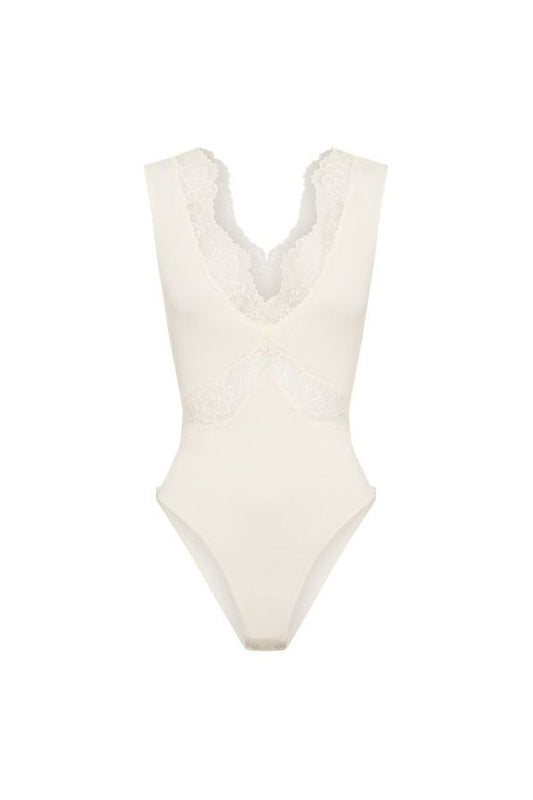 Electra Slinky Lace Bodysuit — packshot