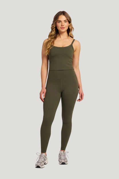 Elevate Scoop Tank | Darkest — carry 2