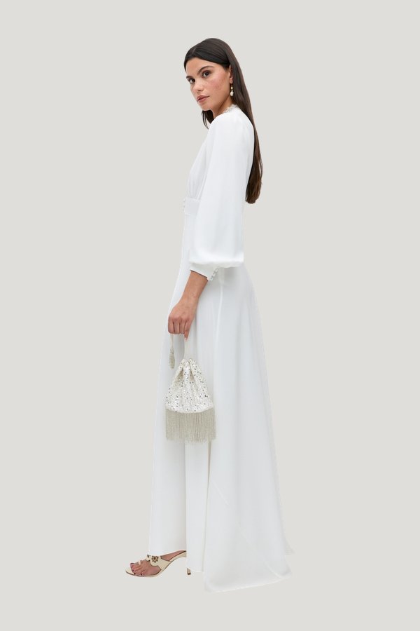 Emory - Ivory Lace — model side