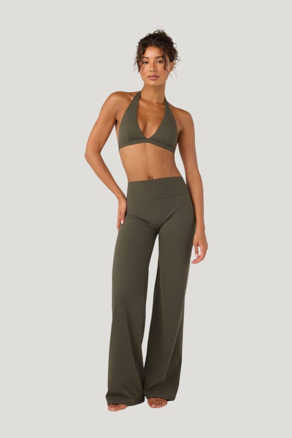 Fade Everyday Pants — model front