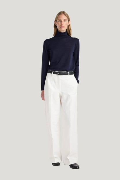 Fine-knit wool cashmere turtleneck — carry 2