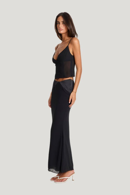 Florie Maxi Skirt — model side