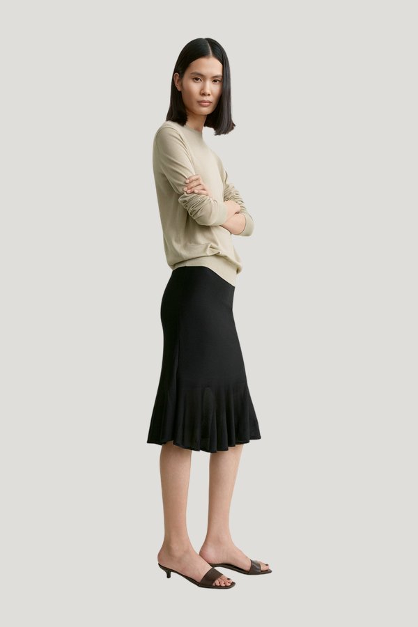 Fluted knit skirt — carry 3