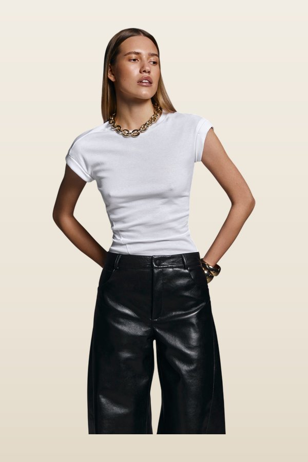 Barrel pants in Genuine Leather — model back