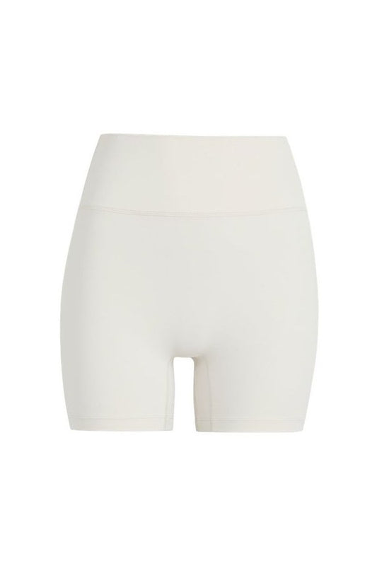 Form Invisible Scrunch High Waist Shorts | Vanilla — packshot
