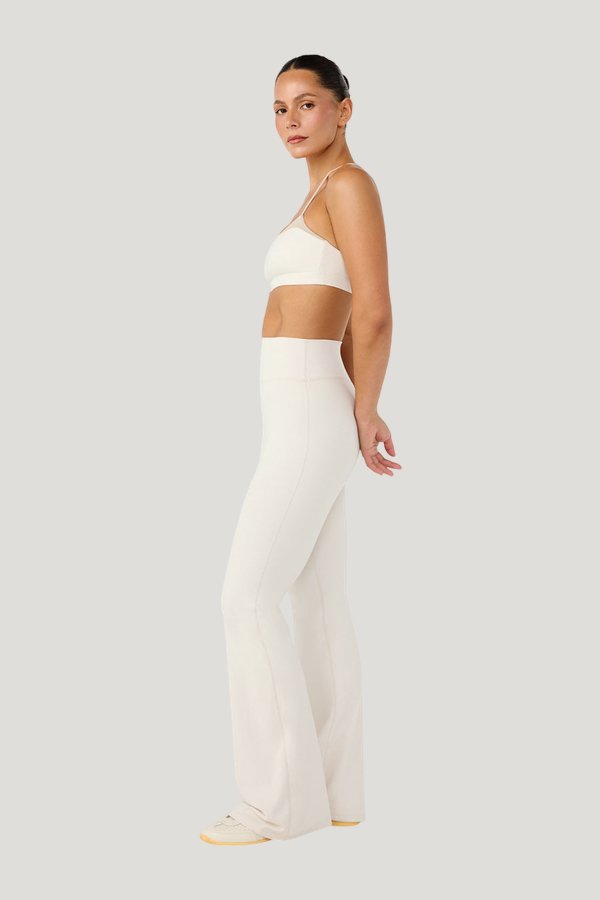 Form Invisible Scrunch Flare Leggings Tall | Vanilla — model side