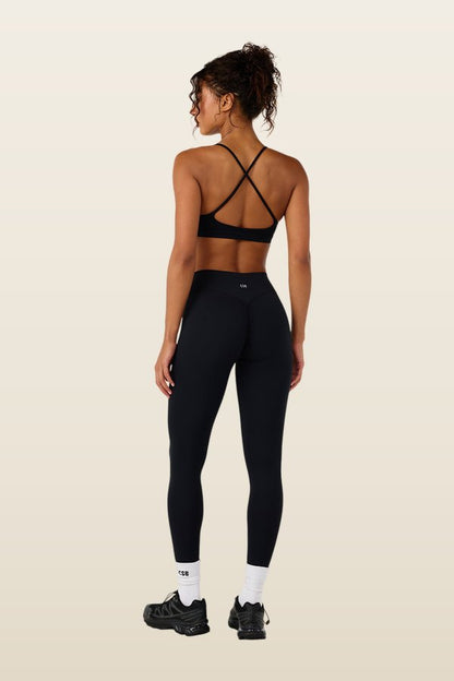 Form Invisible Scrunch Leggings — model back