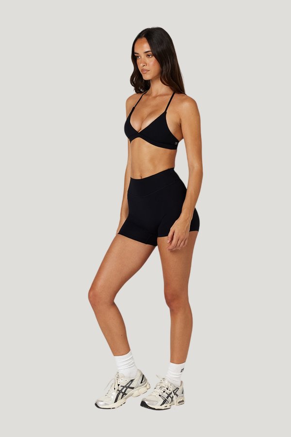 Form Invisible Scrunch Shorts — carry 3