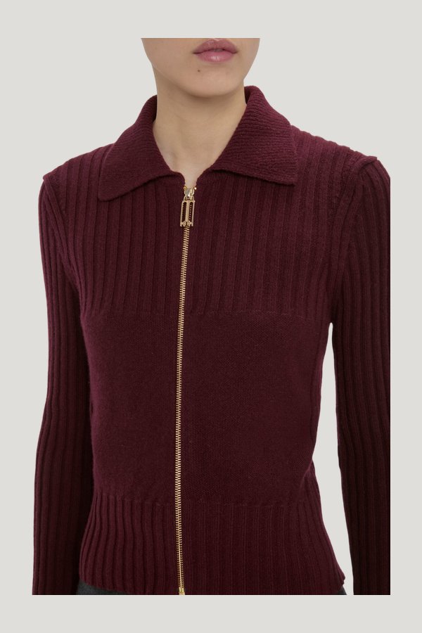 Zip Jumper — carry 3