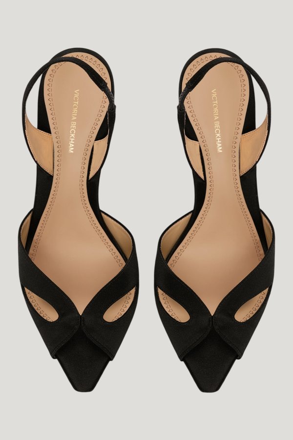 Harlow Mask Halter Back 100 — model side